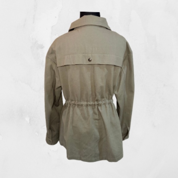 Classic Utility Jacket - Picture 3 of 6